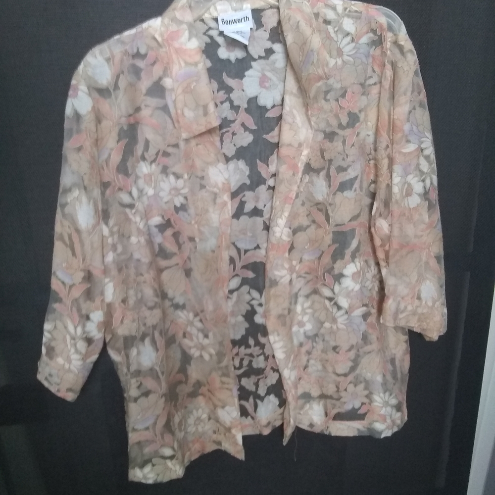 Seminude floral shirt